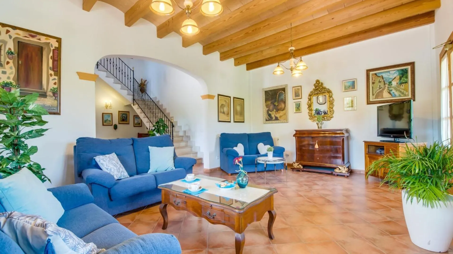 Finca In Mallorca With Saltwater Pool סלבה