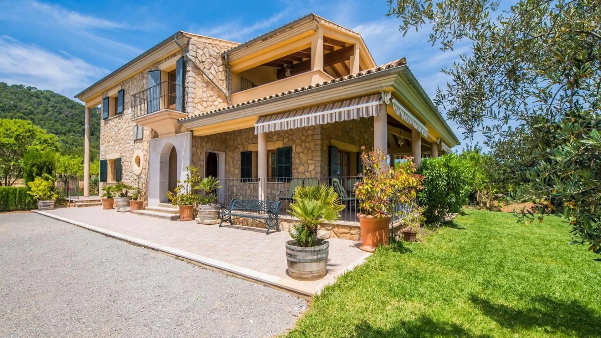 Finca In Mallorca With Saltwater Pool