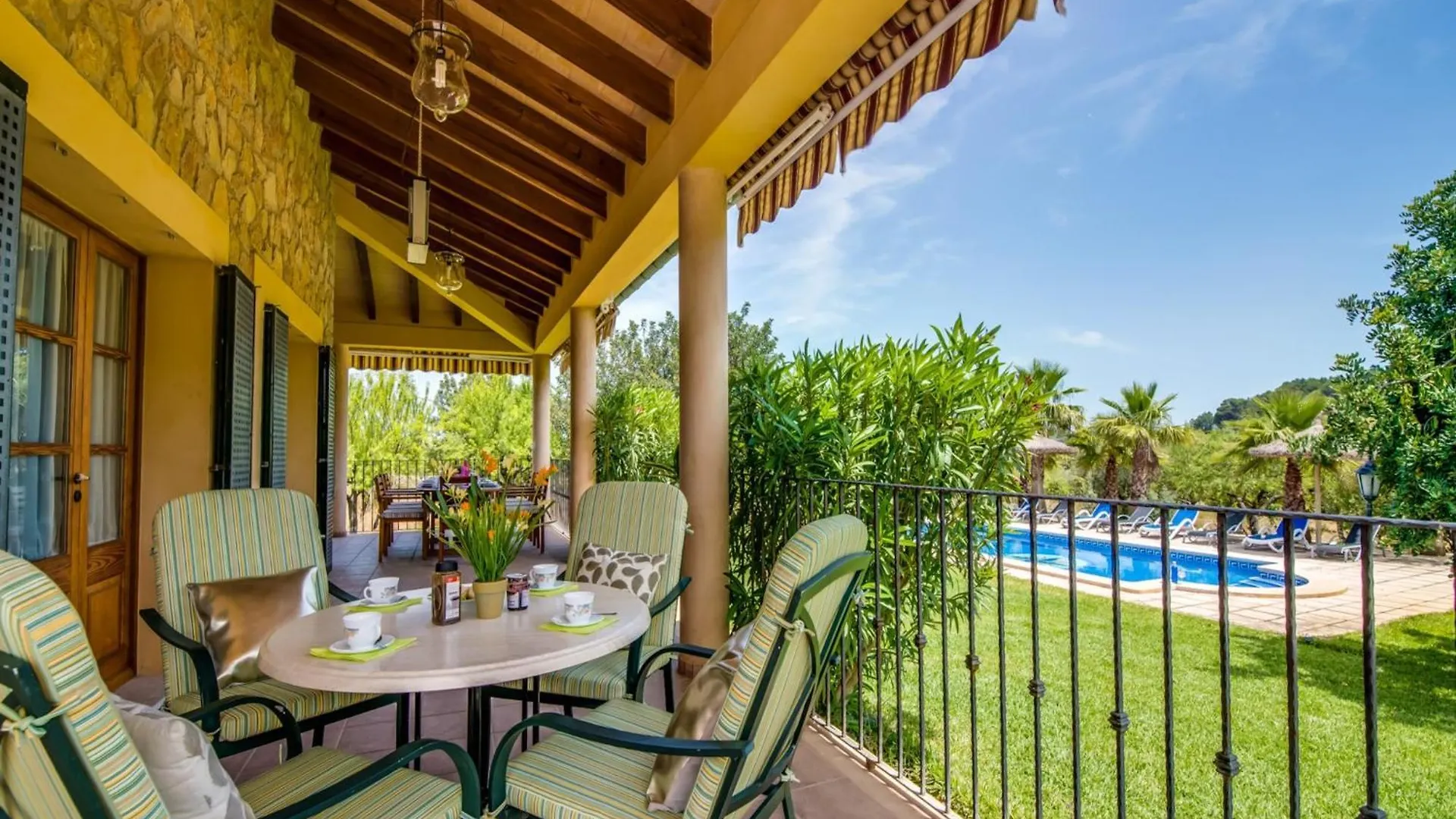 Finca In Mallorca With Saltwater Pool Semesterbostad